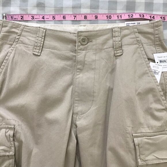 NWT Old Navy shorts Cargo shorts tan beige 28 Lived-in straight style stretch - Picture 6 of 9